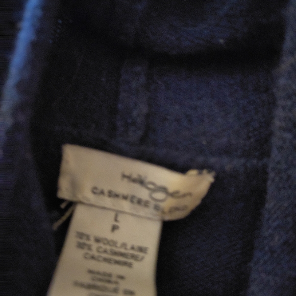 Soo soft Cashmere Wool turtle neck - Picture 3 of 3